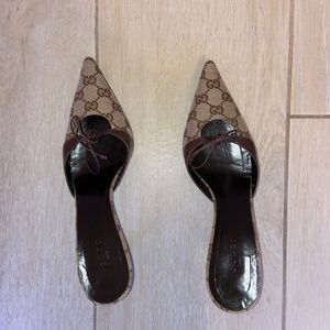 Authentic Gucci Brown Monogram Short Stiletto Heel with a Pointed Toe and Tie